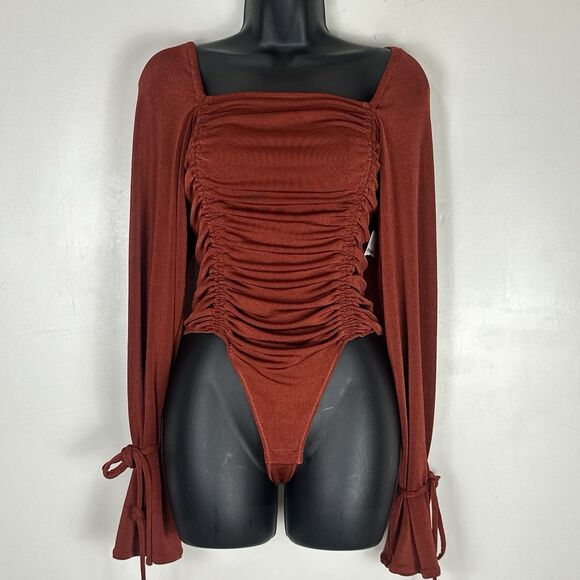 Free People Intimately Meant To Be Bodysuit S In Red / Rust Bell Long Sleeve - Picture 2 of 16